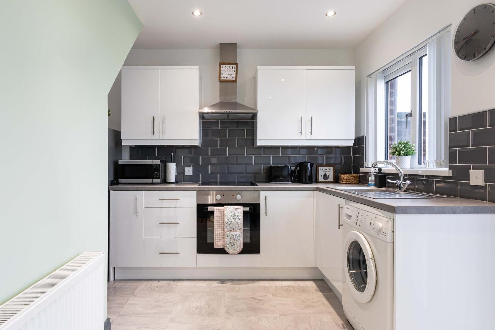 Fully Refurbished North Belfast Home 2 Bilik gambar